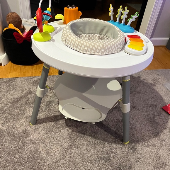 Skip Hop Replacement Leg 4 Available - Picture 5 of 5